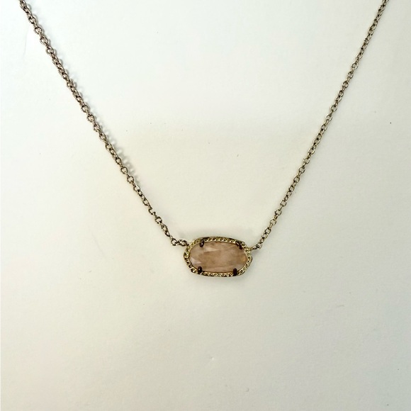 Kendra Scott Elisa Gold Pendant Rose Quartz Necklace - Picture 4 of 7